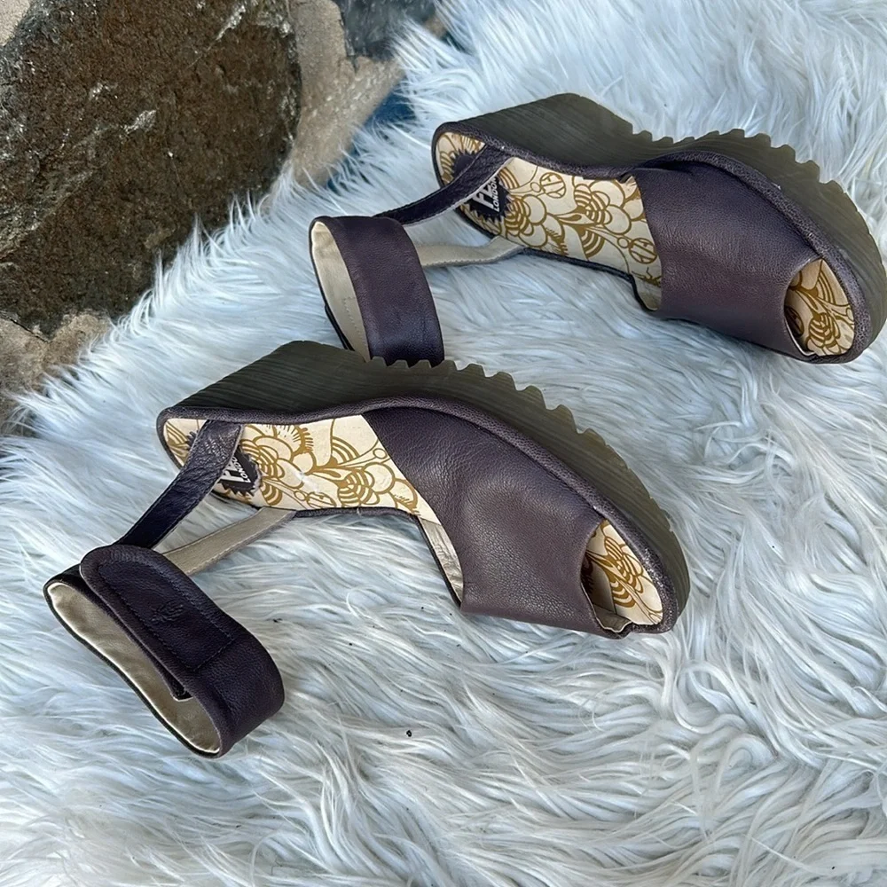 Fly London Yaji Silver Borgogna Platform Wedge Sandals Women's US 9-9.5 /EU 39